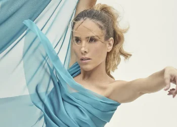 ÁLBUM APÓS REVIRAVOLTA PESSOAL: NASCEU DA DOR
