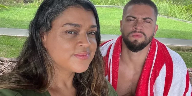 EX-STYLIST DE PRETA FECHA CONTA EM REDES SOCIAIS DEPOIS DE VAZAR CASO COM GODOY