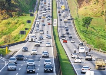 VIA DUTRA E RIO-SANTOS DEVEM RECEBER MAIS DE UM MILHÃO DE VEÍCULOS
