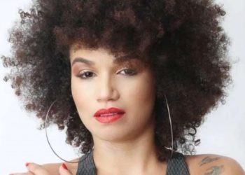 FREE SABRINA: CAMPANHA ENDOÇADA POR VÁRIOS ARTITAS E A CANTORA POCAH