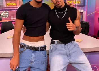 GABRIEL SANTANA JÁ TEM CRUSH FORA DA CASA: O CANTOR THIAGO PANTALEÃO FOI AO ENCONTRO DO ATOR