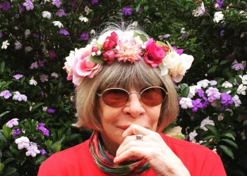 MORRE RITA LEE, RAINHA DO ROCK BRASILEIRO