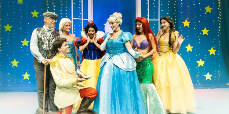 “AS HISTÓRIAS DAS PRINCESAS E SEUS PRÍNCIPES” FECHA A AGENDA DE OUTUBRO DO DIVERSÃO EM CENA EM RESENDE