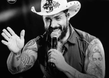 CANTOR JOÃO CARREIRO MORRE AOS 41 ANOS