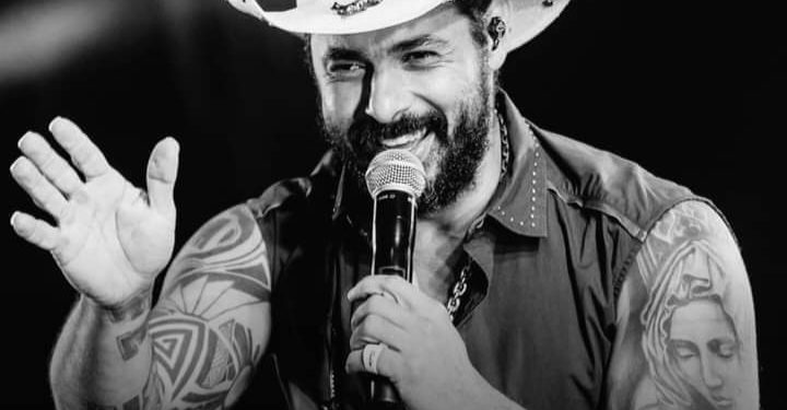 CANTOR JOÃO CARREIRO MORRE AOS 41 ANOS