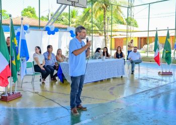 ALEXANDRE SERFIOTIS INAUGURA A PRIMEIRA ESCOLA EM TEMPO INTEGRAL DE PORTO REAL