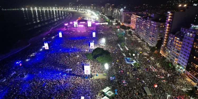 SHOW DE MADONNA EM COPACABANA É QUINTO MAIOR SHOW DO MUNDO